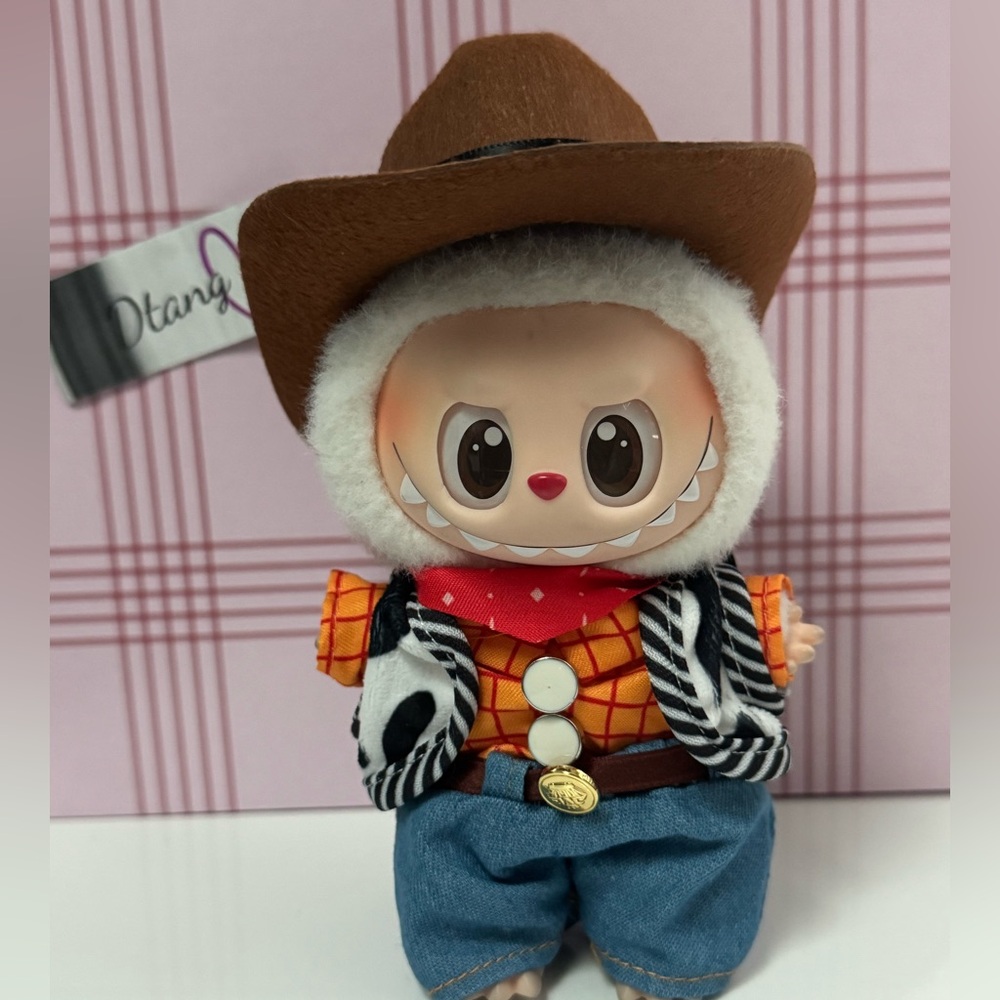 Labubu woody outfit